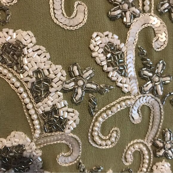 J Kara Gown Women’s Size 8 Green Long Length Beaded Bodice V-Trim Sleeveless - Picture 10 of 15